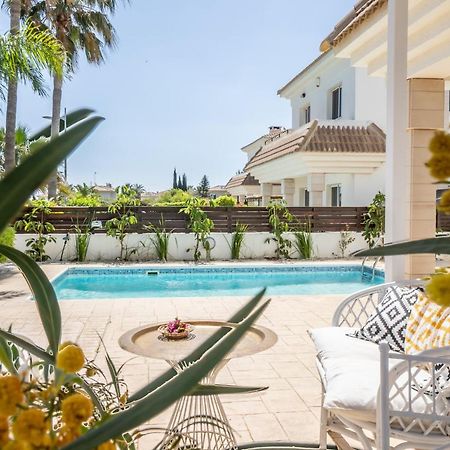 Villa Chill And Joy Паралимни Экстерьер фото